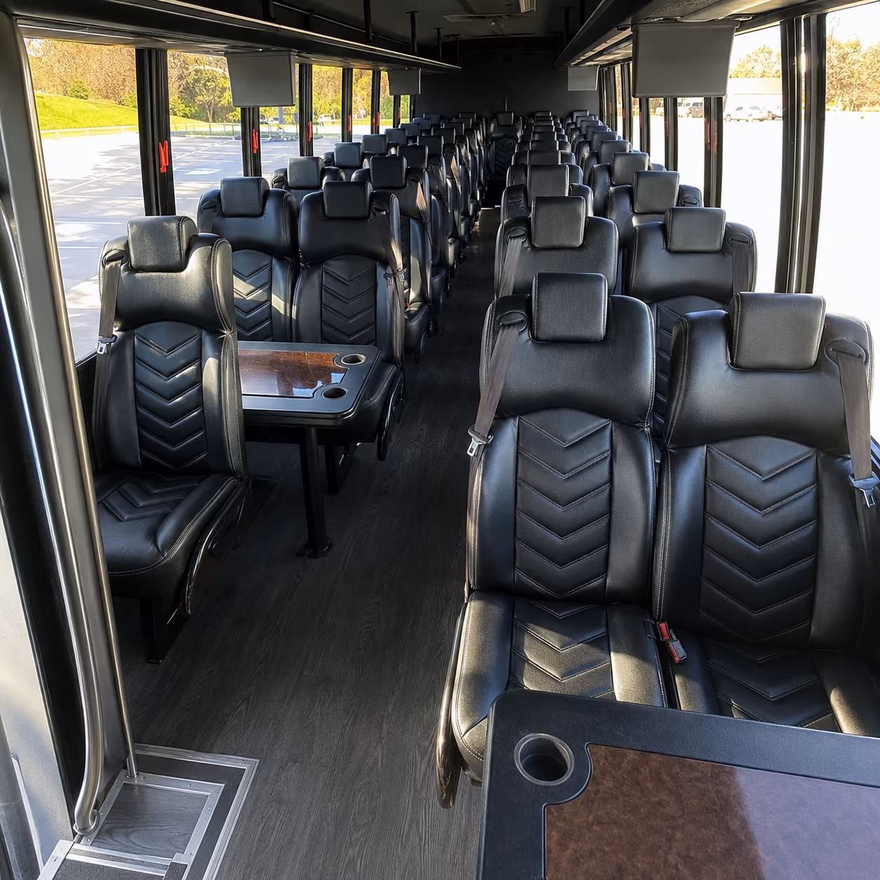 secure transportation for your next airport transfer 1