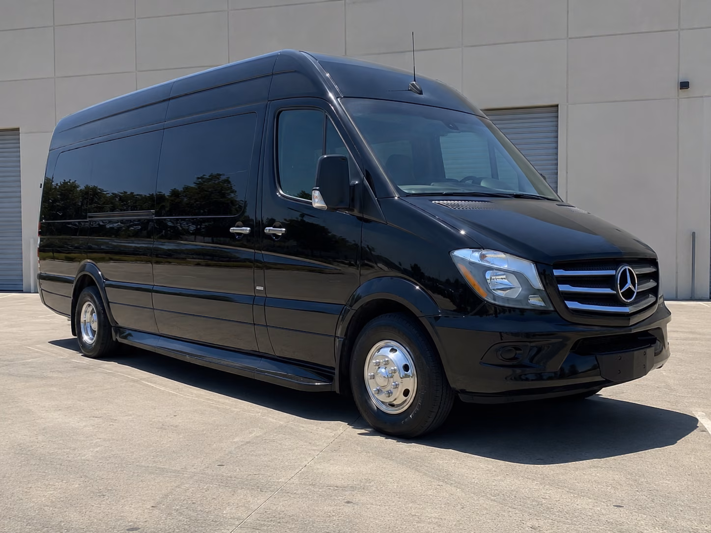 secure transportation for your next bachelor or bachelorette party 1