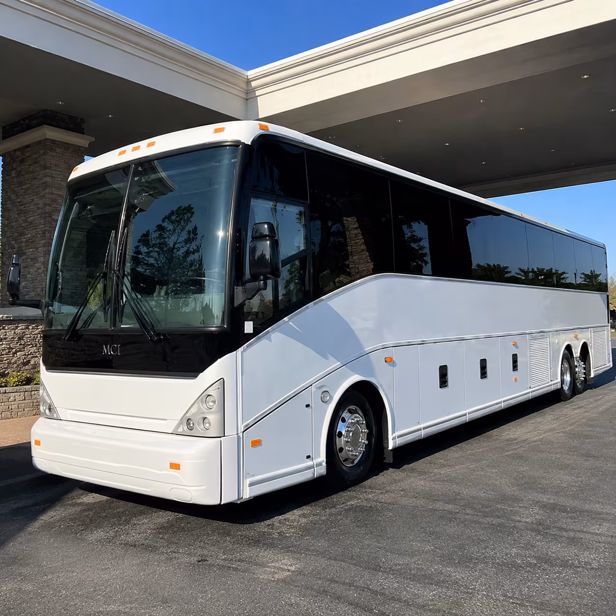 secure transportation for your next prom 1