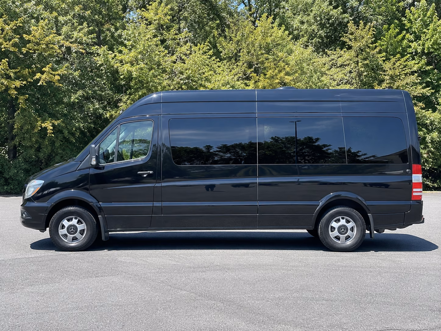 secure transportation for your next wine tour 2